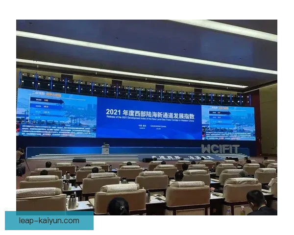 标准列日在新赛季中表现稳健，逼抢体系逐步形成竞争力增强态势。