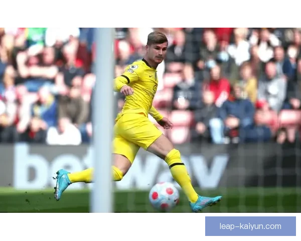 奥纳丘在南安普顿的表现稳定，值得关注球迷期待他的后续发挥